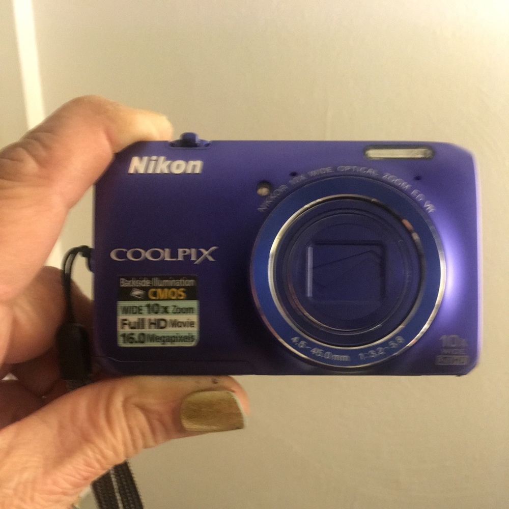 Nikon Coolpix camera model S6300 used
